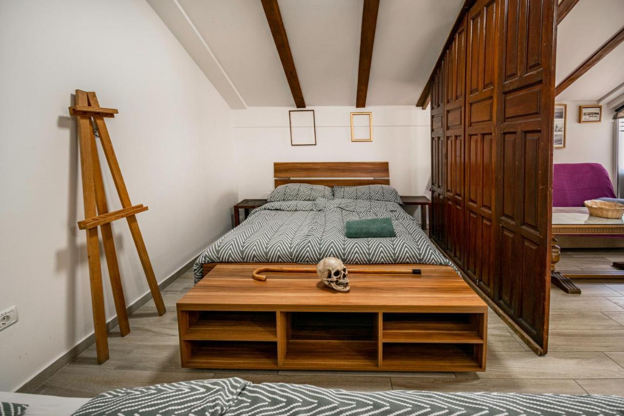 Hangar Apartments Изола Экстерьер фото
